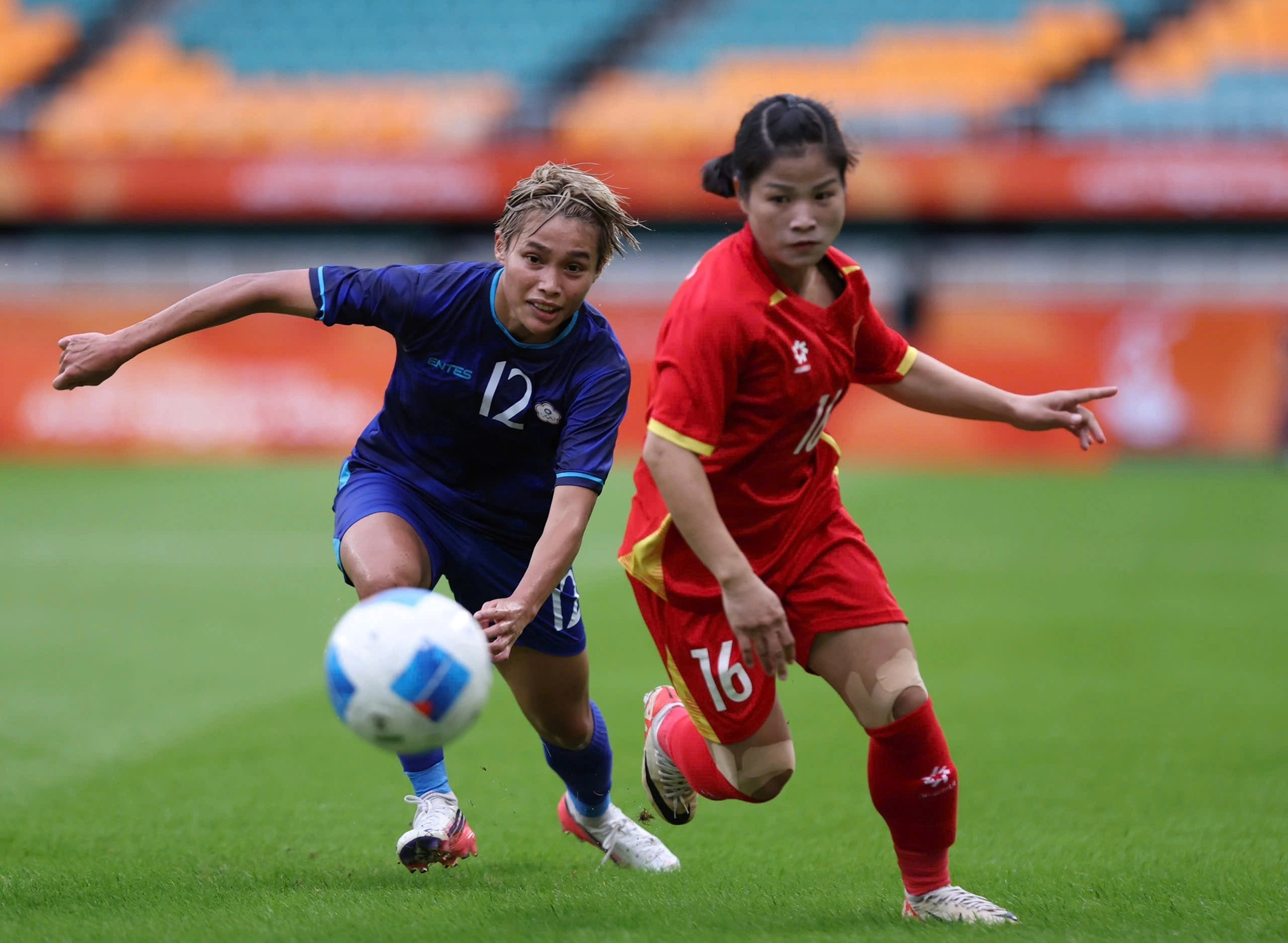 ASIAD 20: Đội tuyển nữ Việt Nam khởi đầu đầy tiếc nuối

